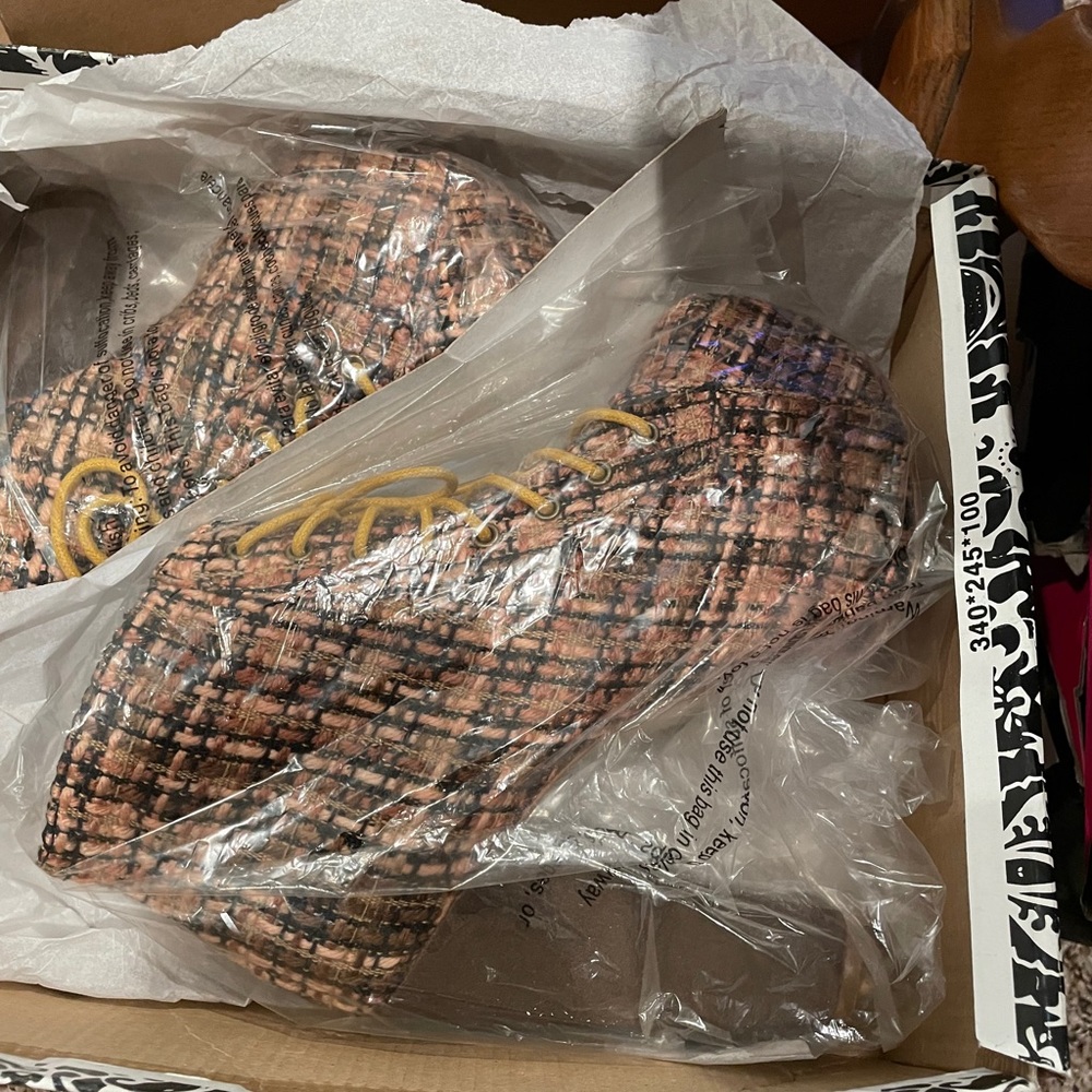 Multicolor Boots - Picture 3 of 3